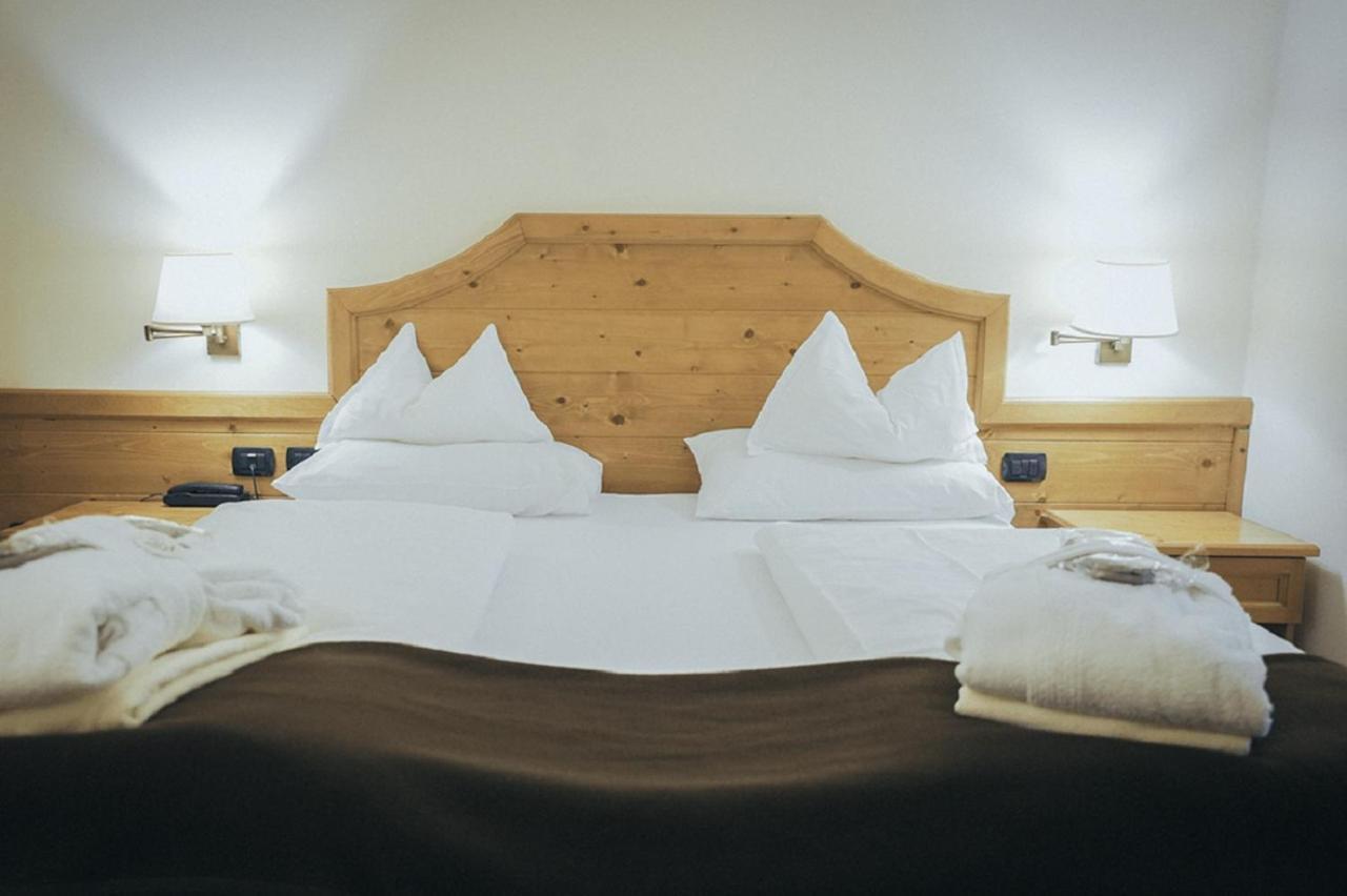 Hotel Al Parco モエナ エクステリア 写真