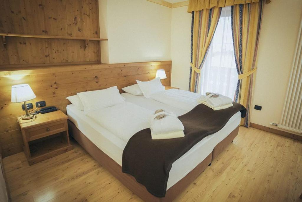 Hotel Al Parco モエナ エクステリア 写真