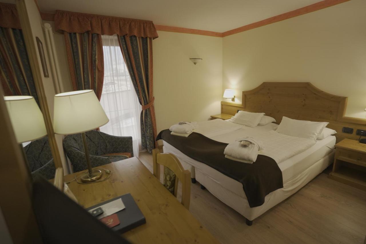 Hotel Al Parco モエナ エクステリア 写真
