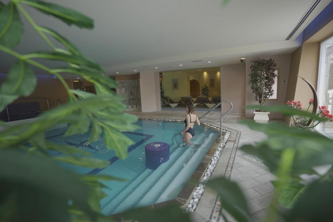 Hotel Al Parco モエナ エクステリア 写真