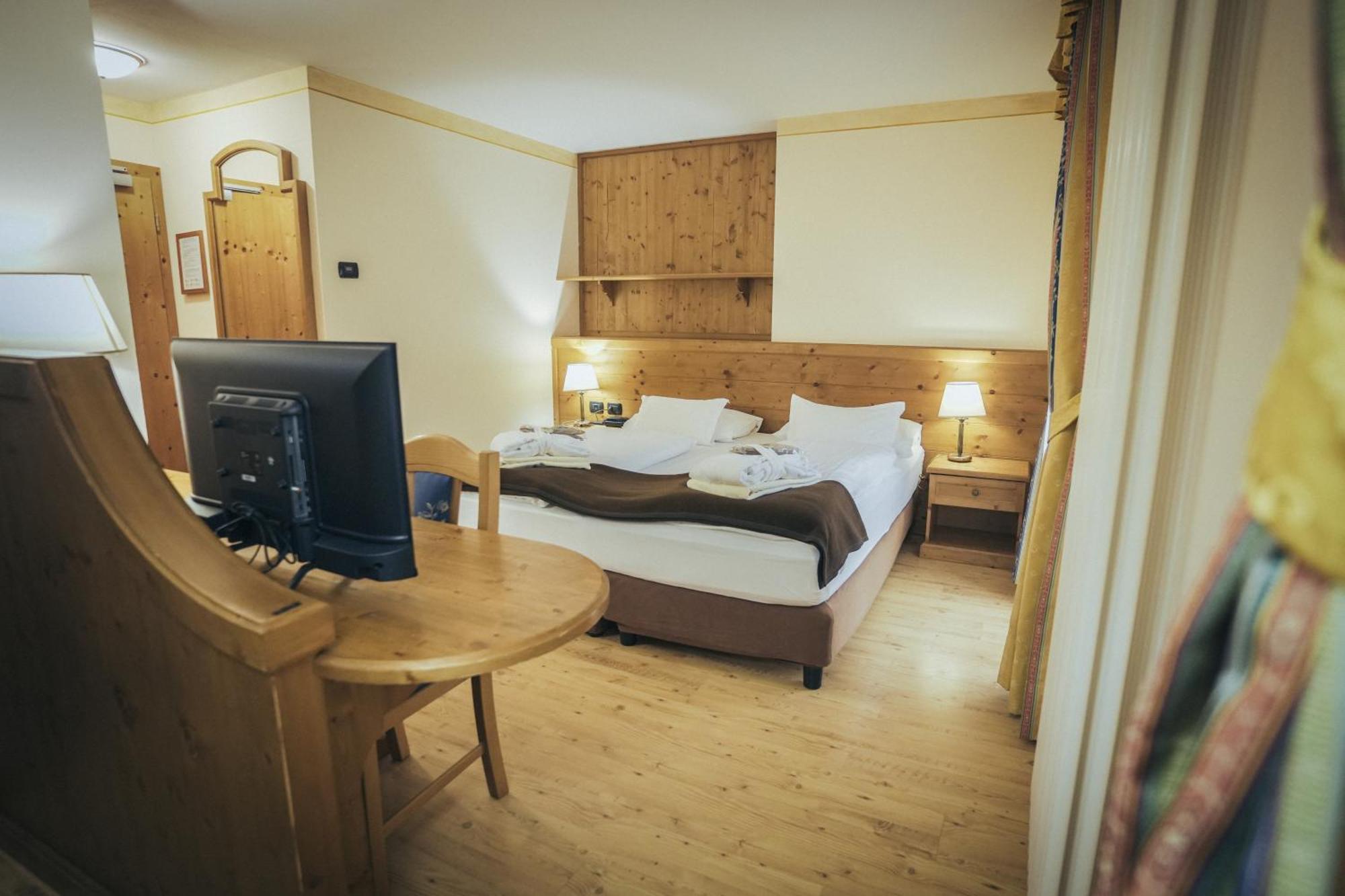 Hotel Al Parco モエナ エクステリア 写真